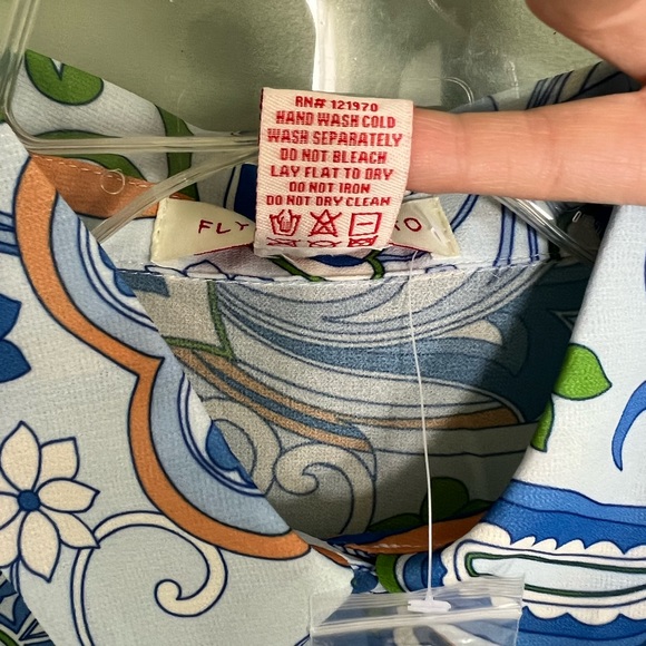 VICI EMILIA PRINTED CHIFFON BUTTON UP BLOUSE size Small - Picture 12 of 12